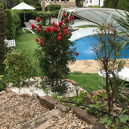 Casa familiar con piscina *