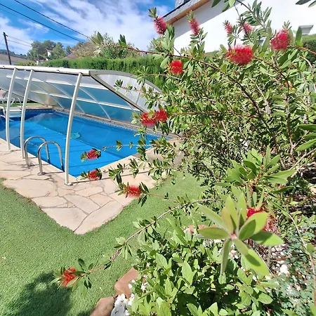 Casa familiar con piscina