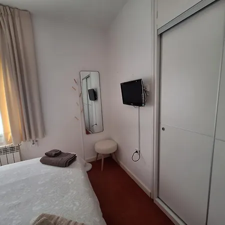 Prázdninový dům Casa Acogedora Familiar Con Piscina *