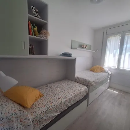 Prázdninový dům Casa Acogedora Familiar Con Piscina