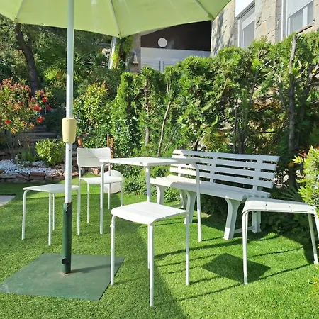 Casa Acogedora Familiar Con Piscina Pallejá