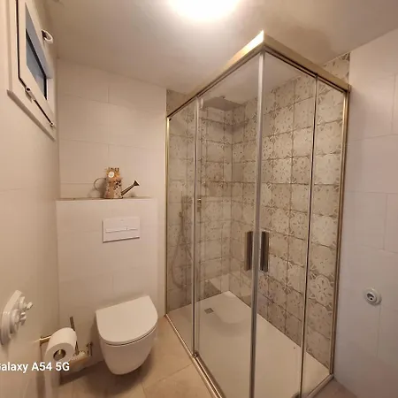 Casa Acogedora Familiar Con Piscina Palleja